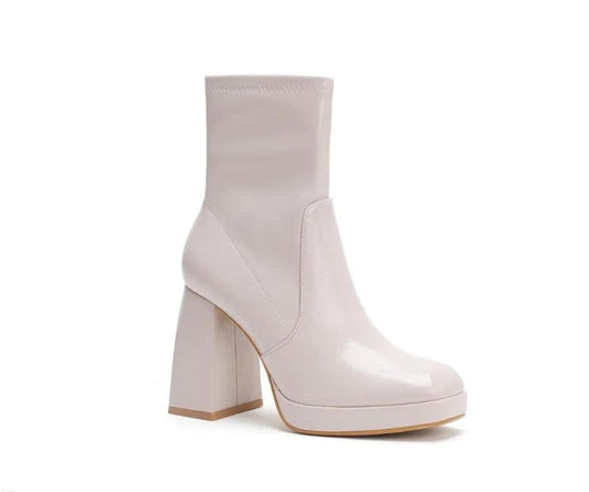 Bottines crème vernis
